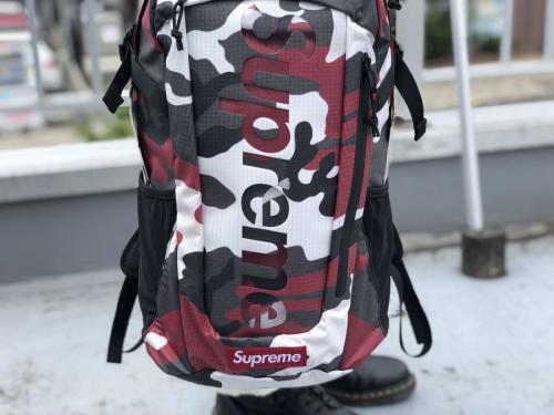リュック 迷彩
