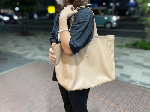 アニエスベーのPETERレザートートバッグ