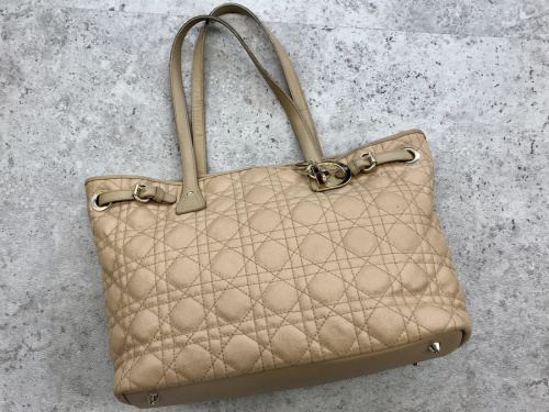 ラグジュアリーブランドのChristian Dior