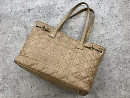 Christian Diorのクリスチャン ディオール