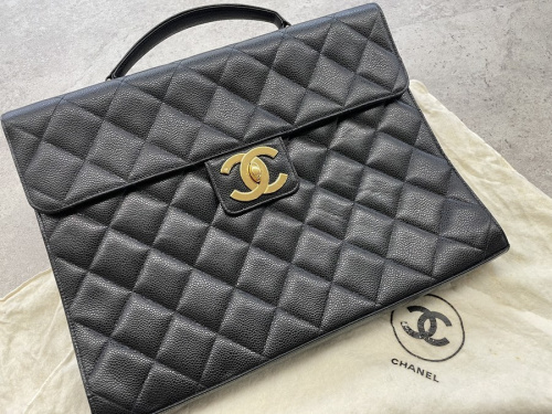 ラグジュアリーブランドのCHANEL