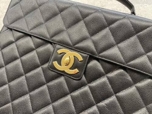 キャビアスキンマトラッセブリーフケースのユニセックス