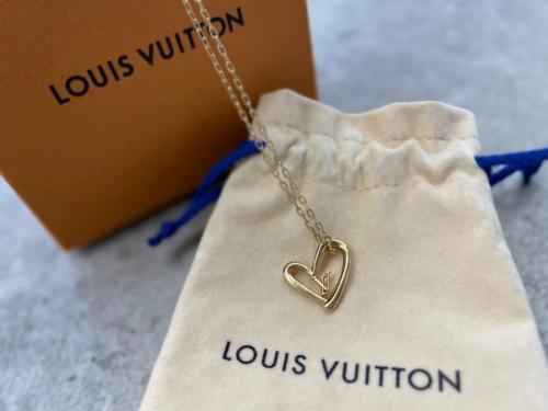 LOUIS VUITTON 　のルイ ヴィトン　