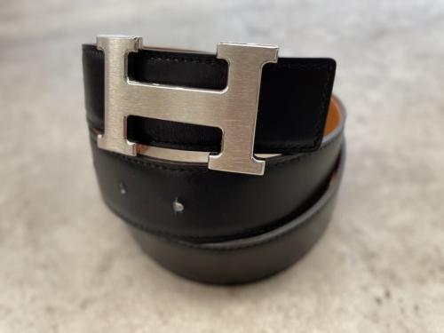 エルメスのコンスタンスHバックルレザーベルト