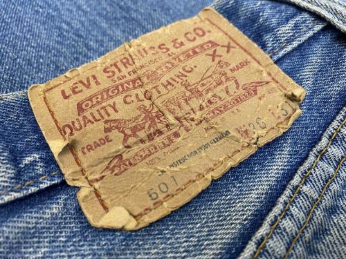 リーバイスの66後期 501デニムパンツ