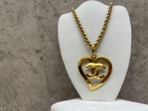 ラグジュアリーブランド