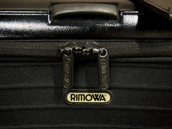 RIMOWA/リモワより。代表モデル「サルサ」。今回は「25L」入荷です 