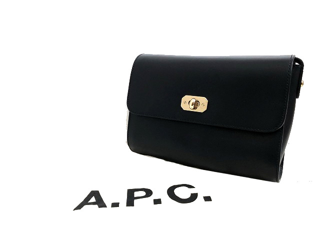 A.P.C レザー  ショルダーバッグ　スクエア