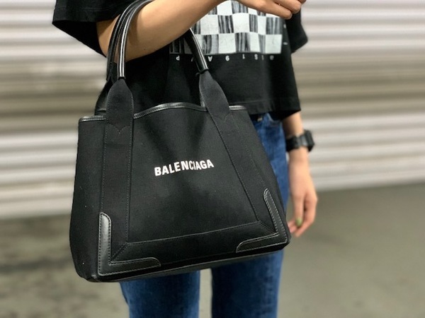 BALENCIAGA/バレンシアガ】BALENCIAGAがこの値段!?新作バッグが緊急 ...