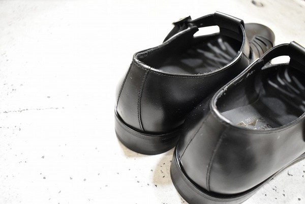 Salvatore Ferragamo/サルヴァトーレフェラガモ】よりモンクストラップ