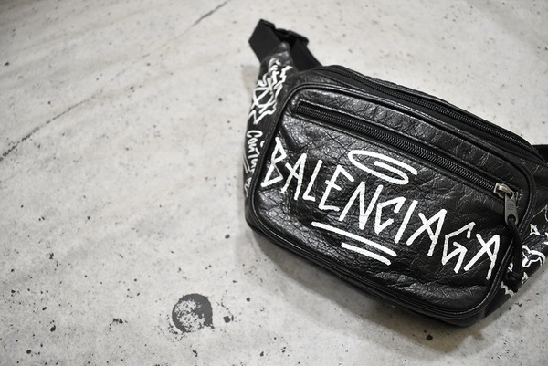 BALENCIAGA PARIS ボディバッグ