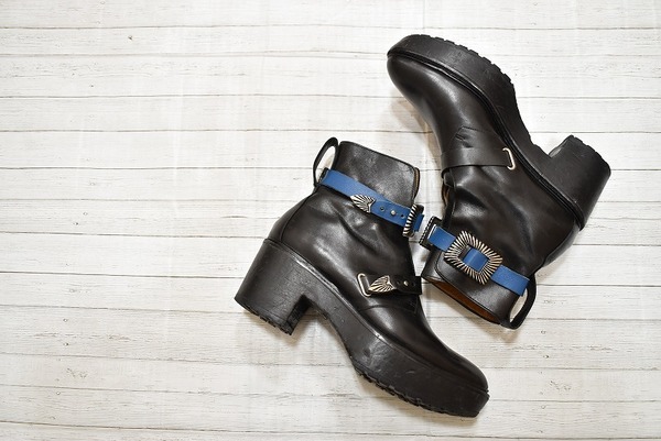 TOGA PULLA /トーガ プルラ】より ウェスタンブーツが入荷致しました