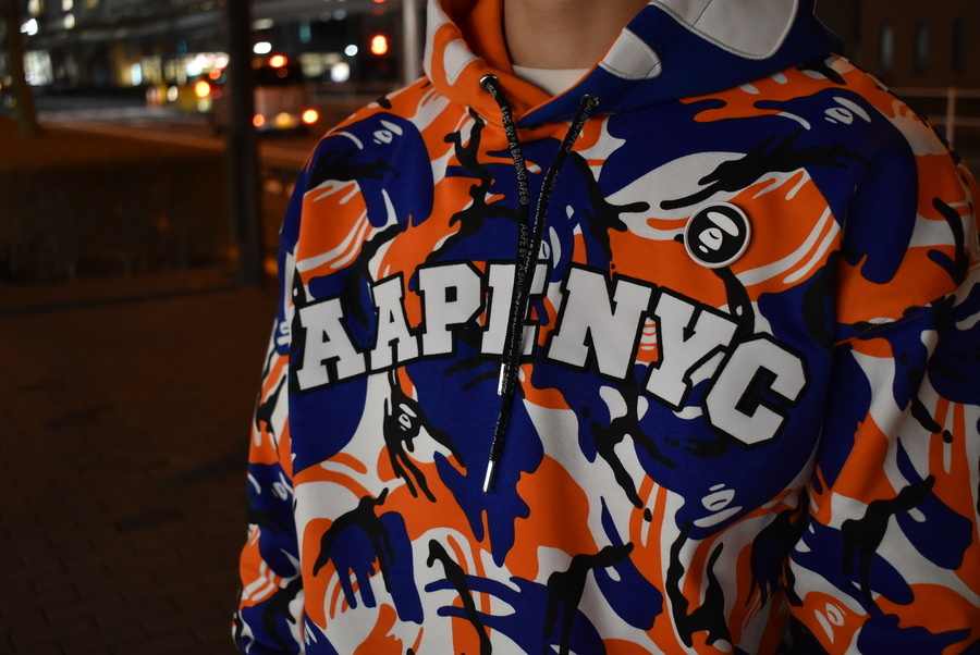 A Bathing Ape オレンジカモ柄　パーカー A Bathing Ape オレンジカモ柄パーカー