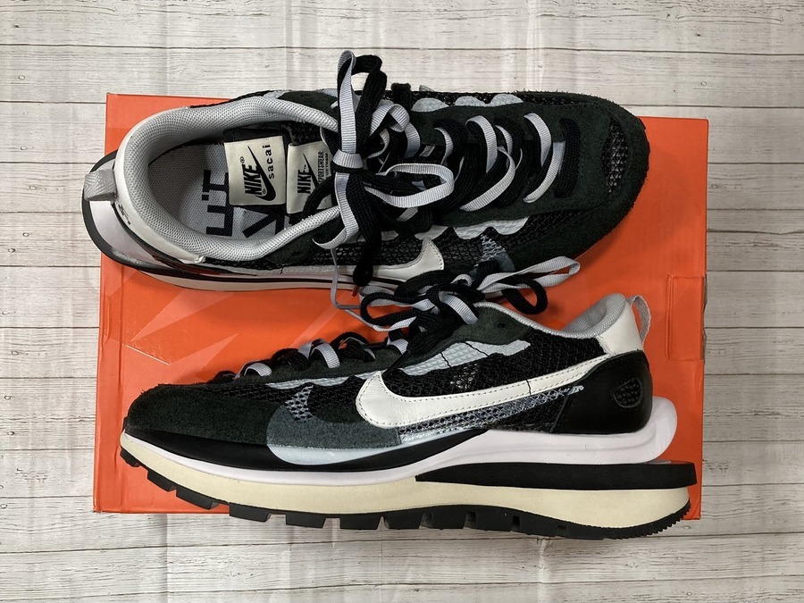 NIKE sacai ヴェイパーワッフル　Black and White