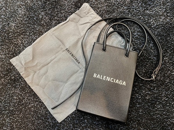 BALENCIAGA/バレンシアガ】Shopping Phone Holder 買取入荷致しました