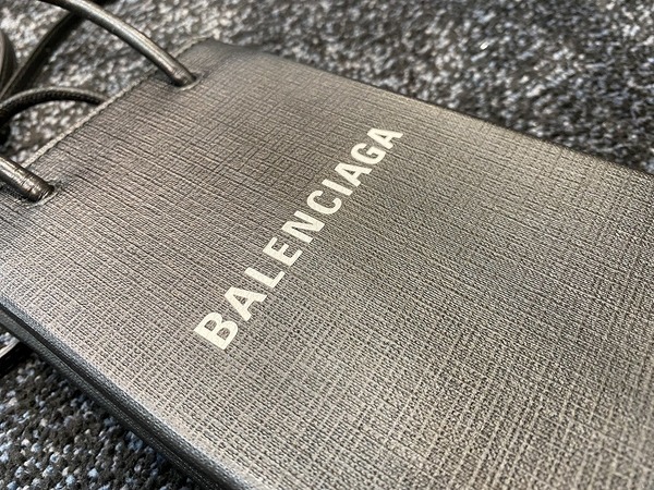 BALENCIAGA/バレンシアガ】Shopping Phone Holder 買取入荷致しました