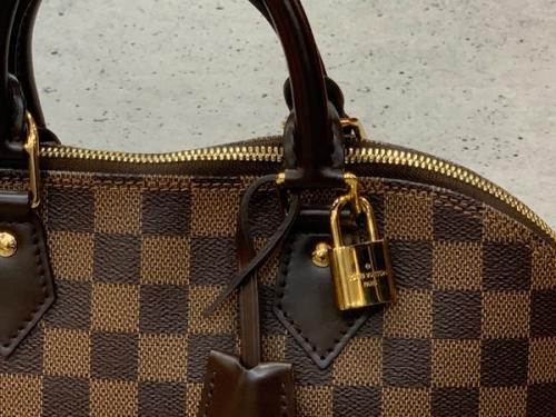 LOUIS VUITTON/ルイヴィトン】”アルマPM”(N53151) ダミエが驚き