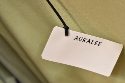 「ドメスティックブランドのAURALEE 」