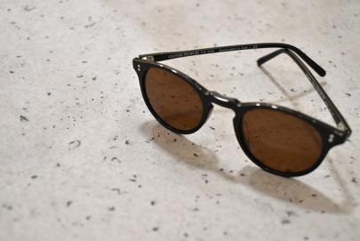 「インポートブランドのOLIVER PEOPLES 」