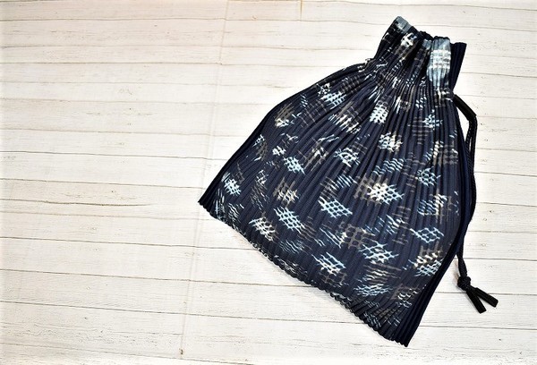 人気デザイナーズブランド【HOMME PLISSE ISSEY MIYAKE/オム