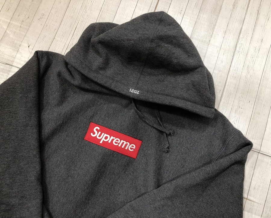 Supreme/シュプリーム】21AW Box Logo Hooded Sweatshirtお Supreme/シュプリーム】21AW Box Logo Hooded Sweatshirtお