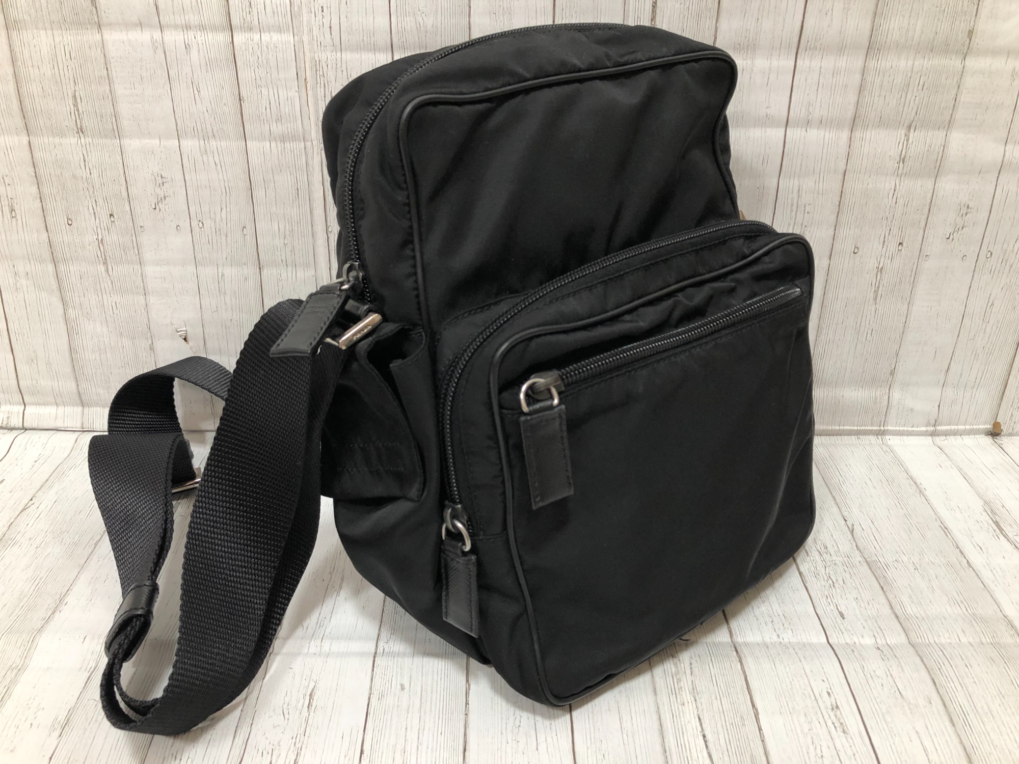 PRADA/プラダ】ナイロンショルダーバッグお買取り入荷致しました