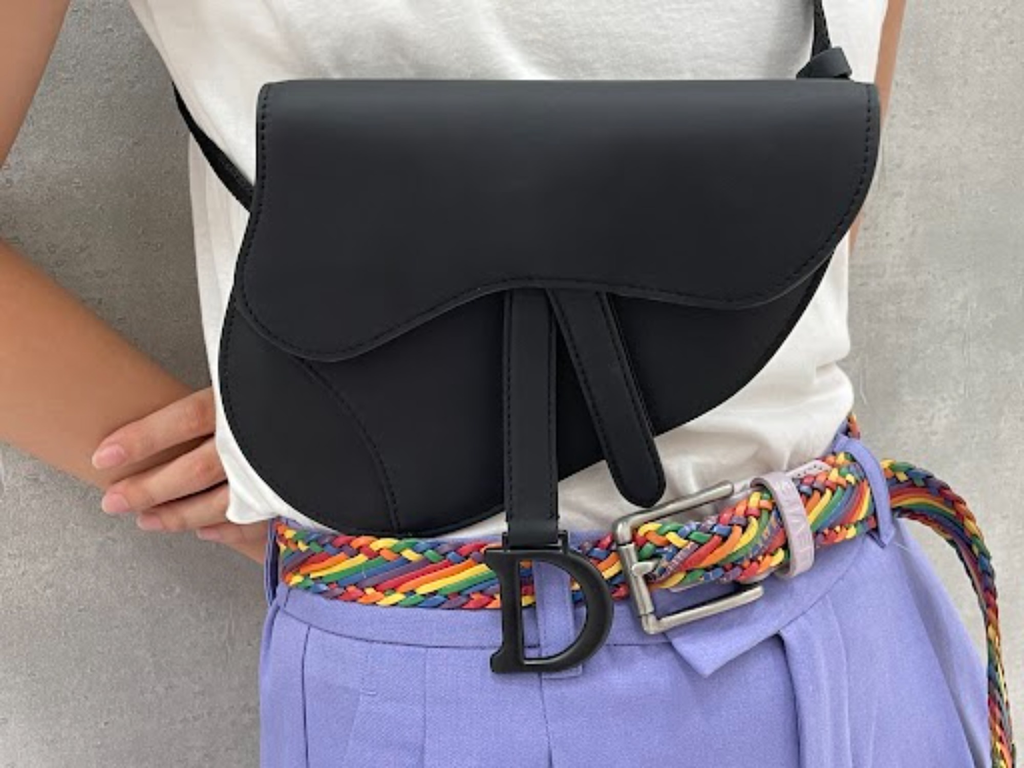 Christian Dior】よりカーフスキンサドルポーチが買取入荷致し