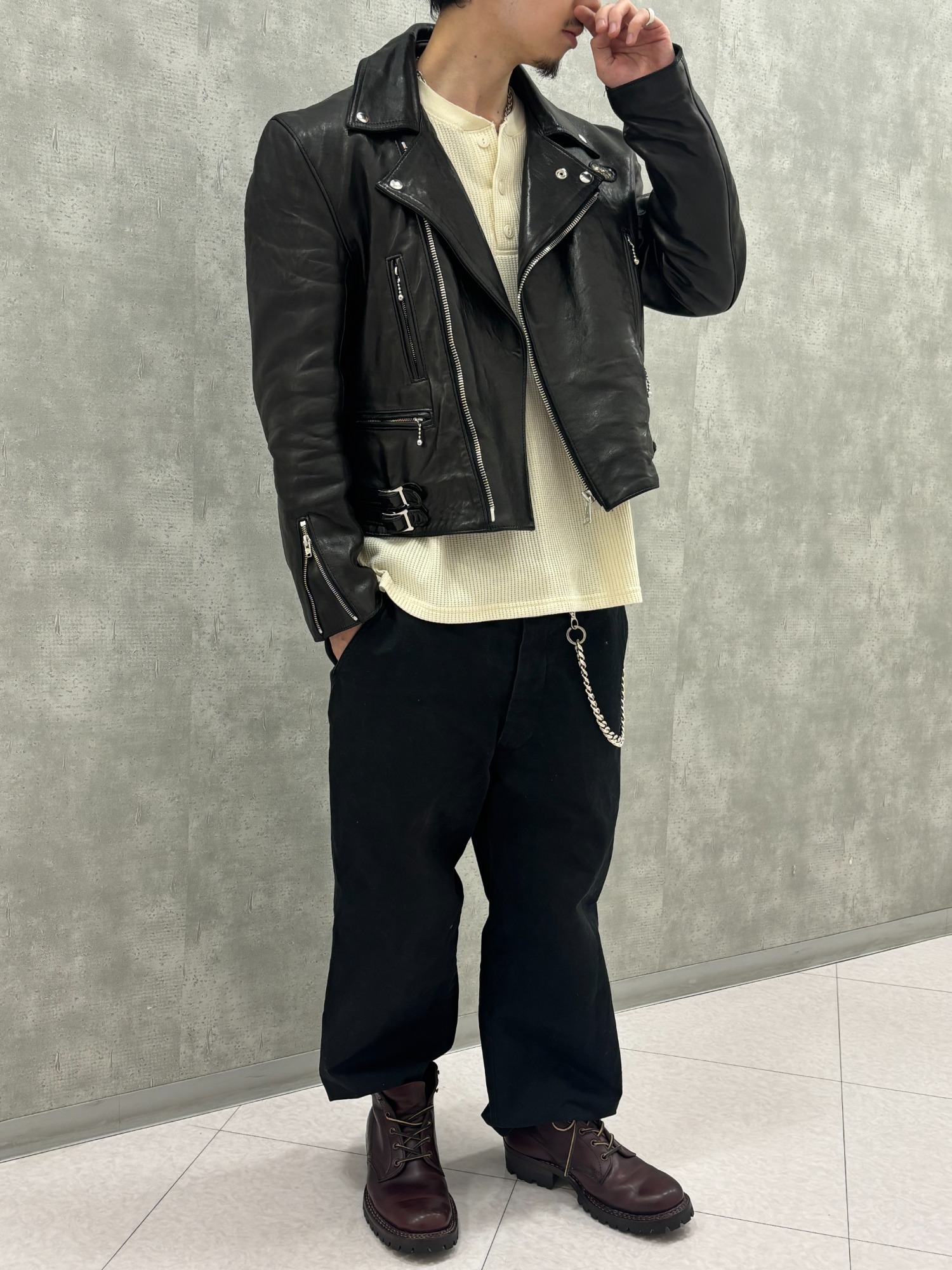 LEWIS LEATHERS (ルイスレザーズ）の定番 LIGHTNING（ライトニング）が