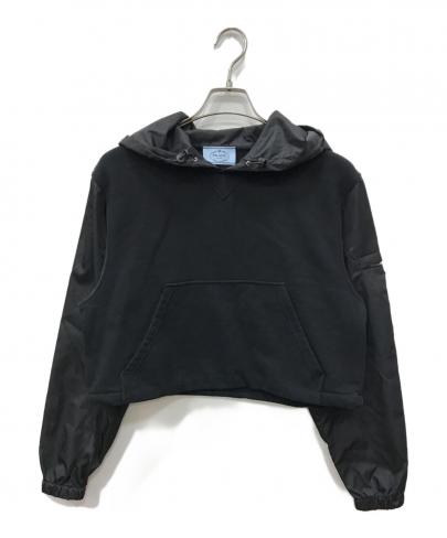 「ラグジュアリーブランドのPRADA 」