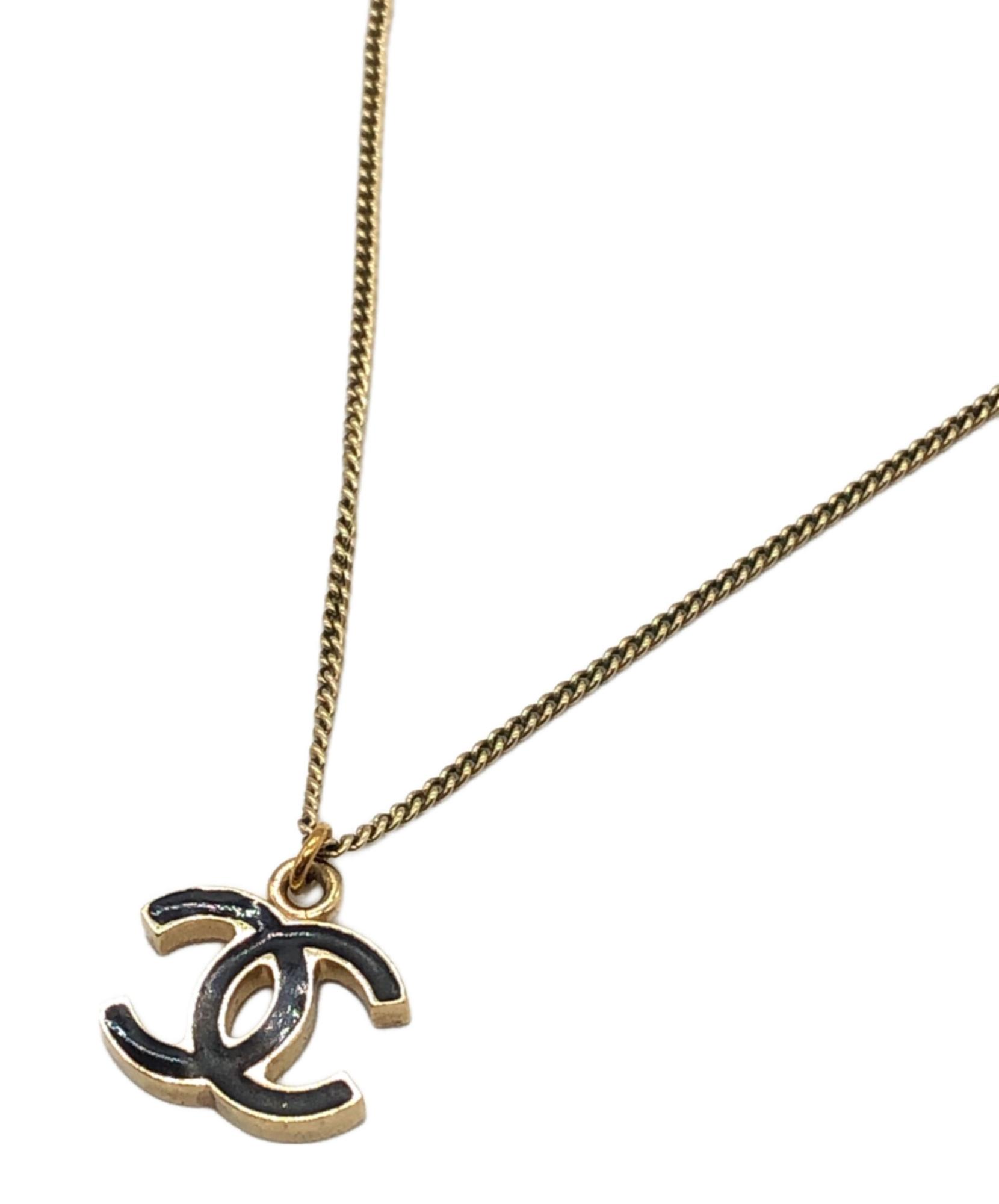 CHANEL / シャネル】時代を超えて愛されるココマークネックレス|気品を