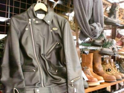 「ルイスレザーのLewis Leathers 」