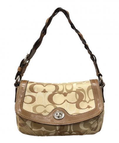 「ラグジュアリーブランドのcoach 」