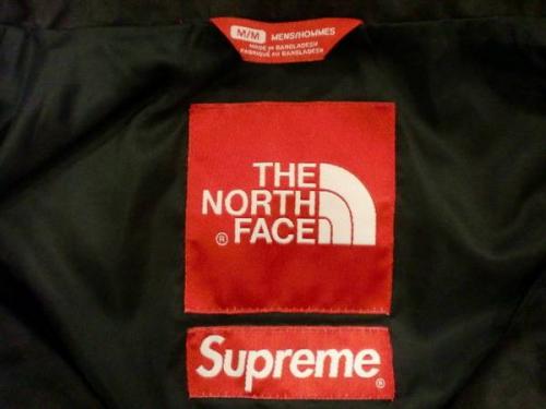 ノースフェイスのTHE NORTH FACE