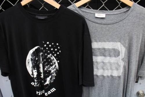 メンズのトップス