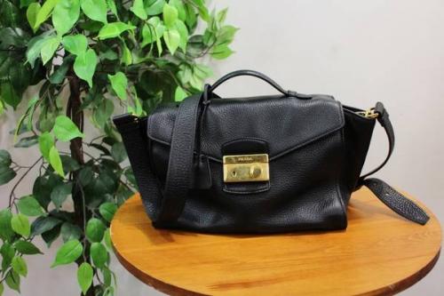 ブランドバッグのPRADA