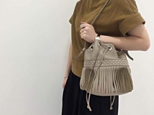 J&M Davidsonのショルダーバッグ