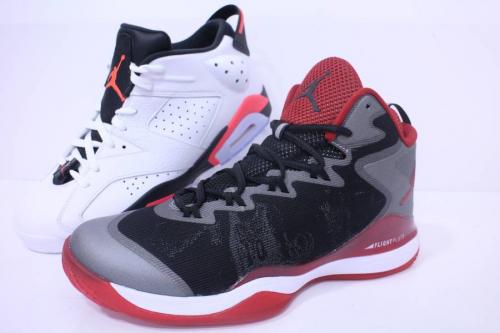 スニーカーのNIKE