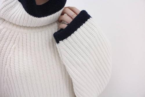 TOGA PULLAのニット