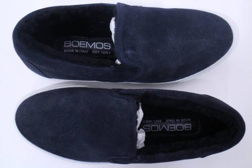 NEW BALANCEのスニーカー