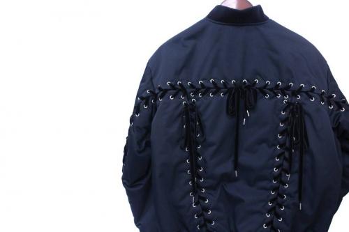 ジーヴィジーヴィ