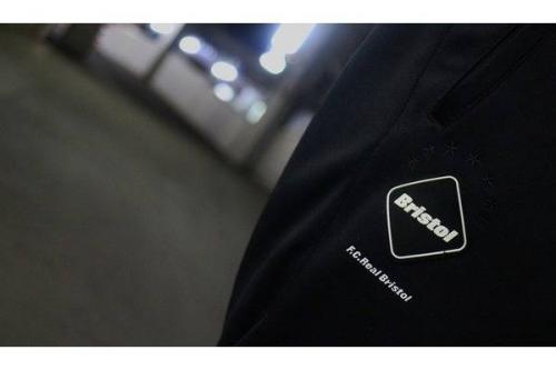 NIKE(ナイキ)×SOPH(ソフ)といえばそうFC Real Bristol