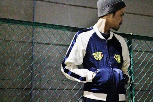 OKURAのスカジャン