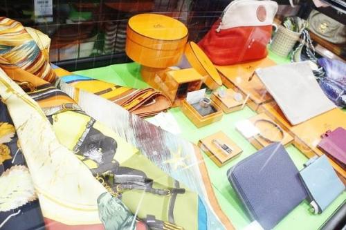 スカーフの新入荷