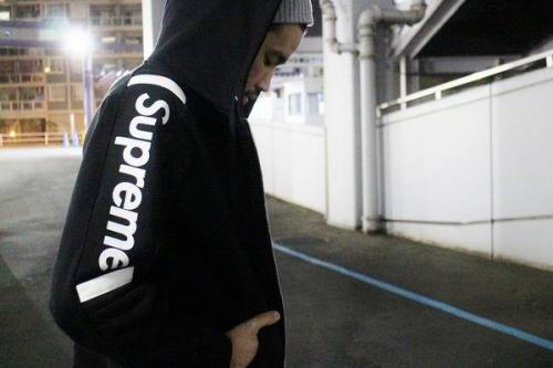 SUPREMEのシュプリーム