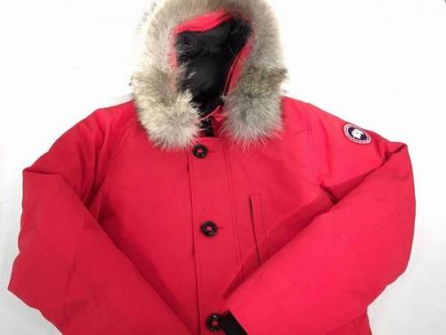 カナダグースのダウン