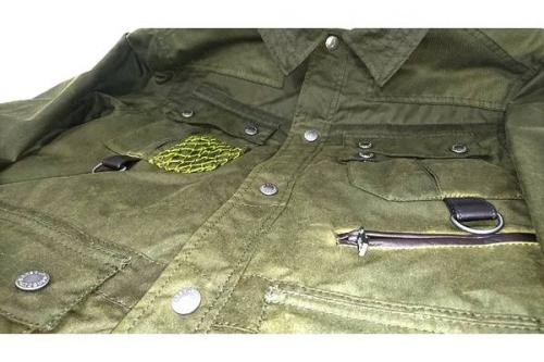 新入荷のバブアー