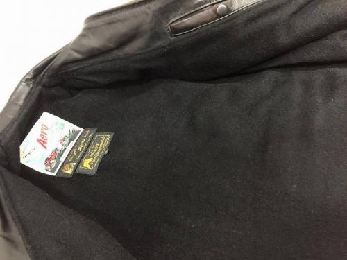 レザージャケットのエアロレザー