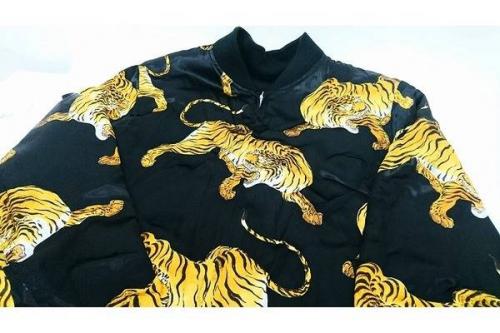 新入荷のワコマリア