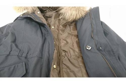 ダウンコートのタトラス