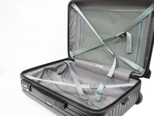 リモワのキャリー